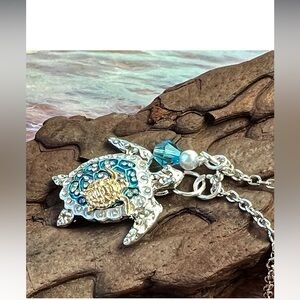 Earthlie Treasures Handmade Mom & Baby Sea Turtle Necklace 🐢